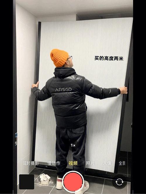 小戶型衛生間巧用隱形淋浴隔斷，輕松省下千元空間與預算